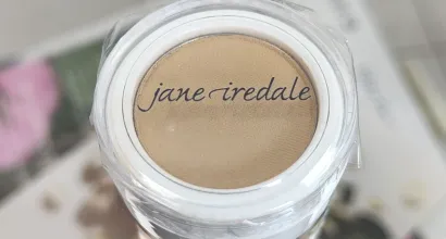 Jane Iredale Powder in Light Beige shade, mini version, 1.8g