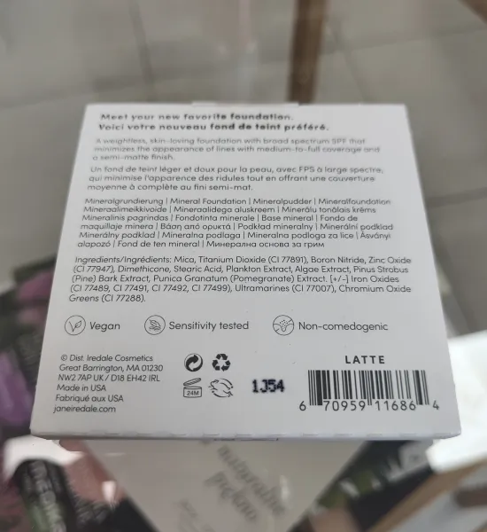 Puder mineralny prasowany Jane Iredale skład na drugiej stronie pudełka 