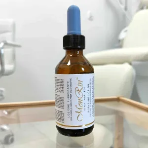 Peeling enzymatyczny do skóry głowy włoskiej marki Monrin o pojemności 100 ml